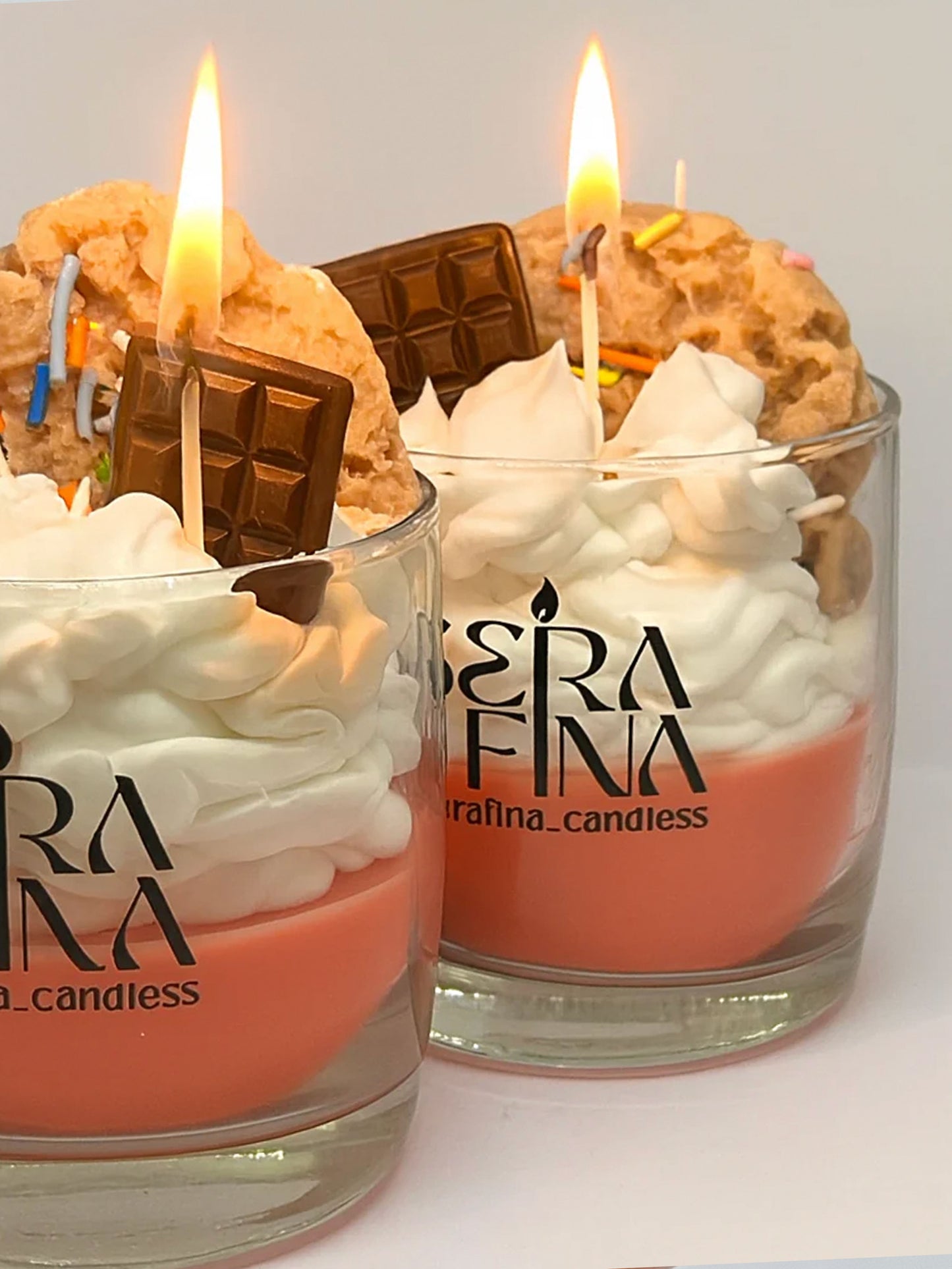 Vela Cookie Cream